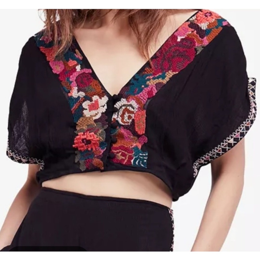 Free People Floral Embroidered Crop Top XS Button Up Boho Black Tapestry